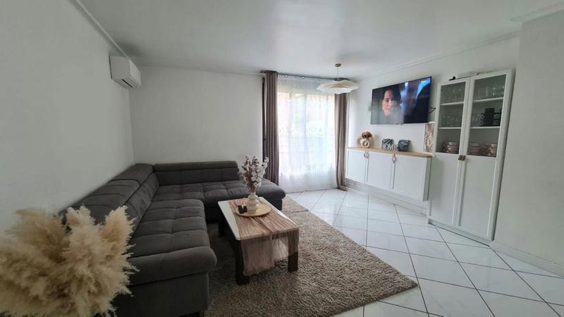 Appartement - 99 m² - 6 pièces