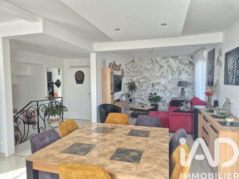 Maison - 139 m² - 6 pièces