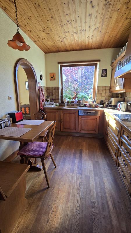 Maison - 97 m² - 6 pièces