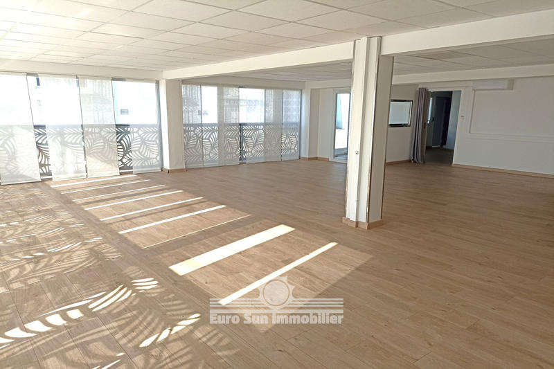 Maison - 207 m² - 5 pièces