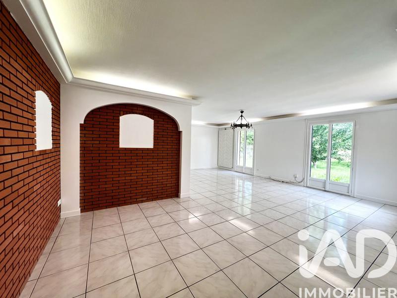 Maison - 191 m² - 6 pièces