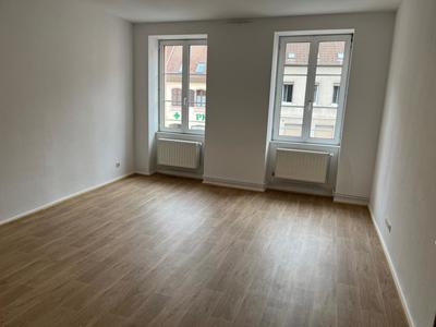 Appartement - 85 m² - 3 pièces