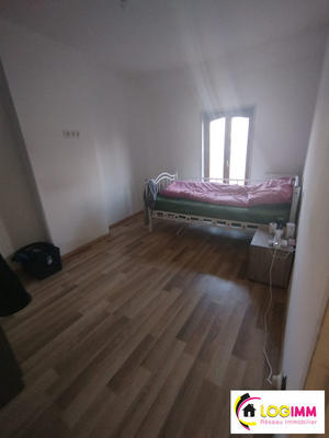 Maison de ville - 85 m² - 5 pièces