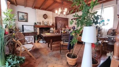 Maison - 138 m² - 7 pièces