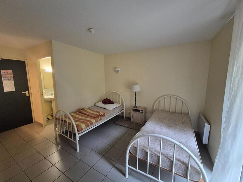 Maison - 3 712 m² - 59 pièces