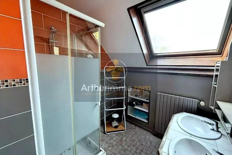 Maison - 160 m² - 8 pièces