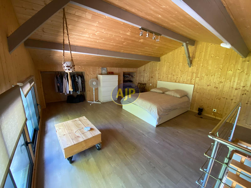 Maison d'architecte - 300 m² - 8 pièces