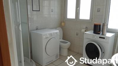 Chambre - 11 m² - 1 pièce