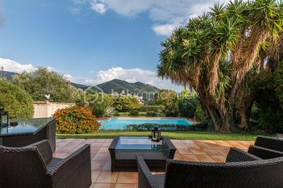 Maison - 126 m² - 5 pièces