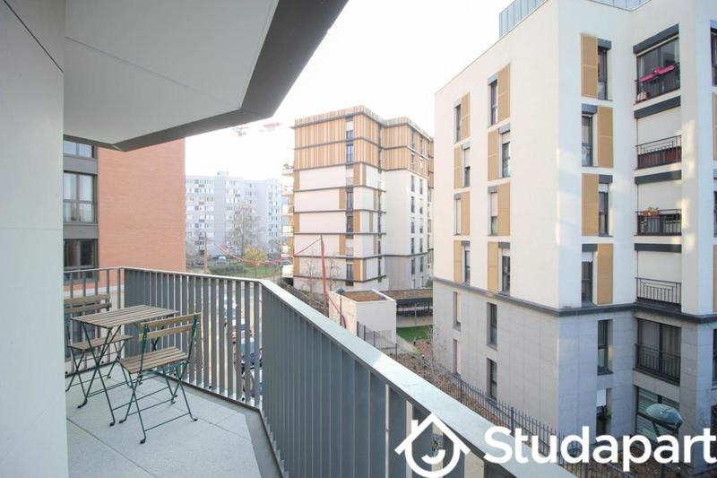 Chambre - 13 m² - 1 pièce