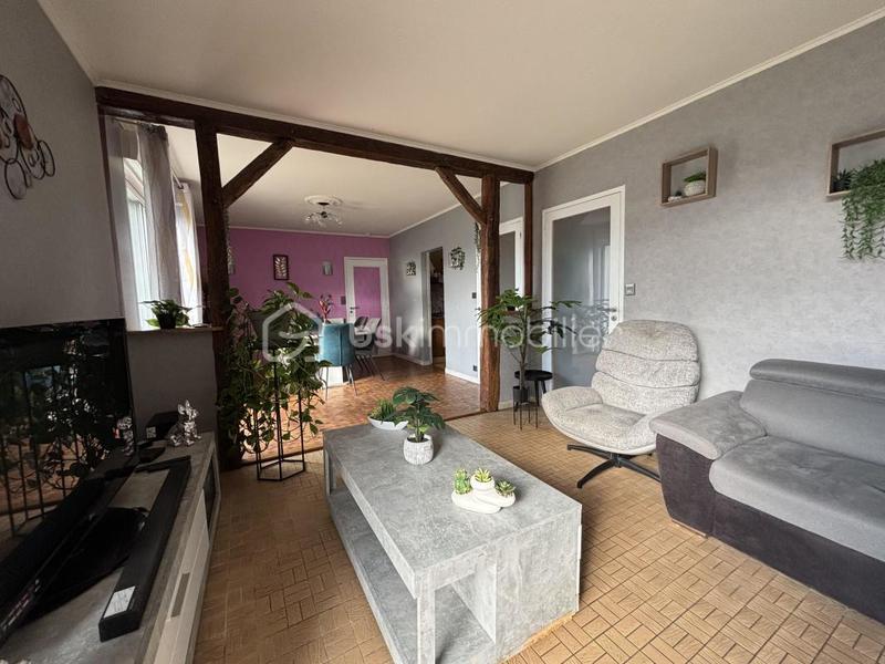 Maison - 126 m² - 7 pièces