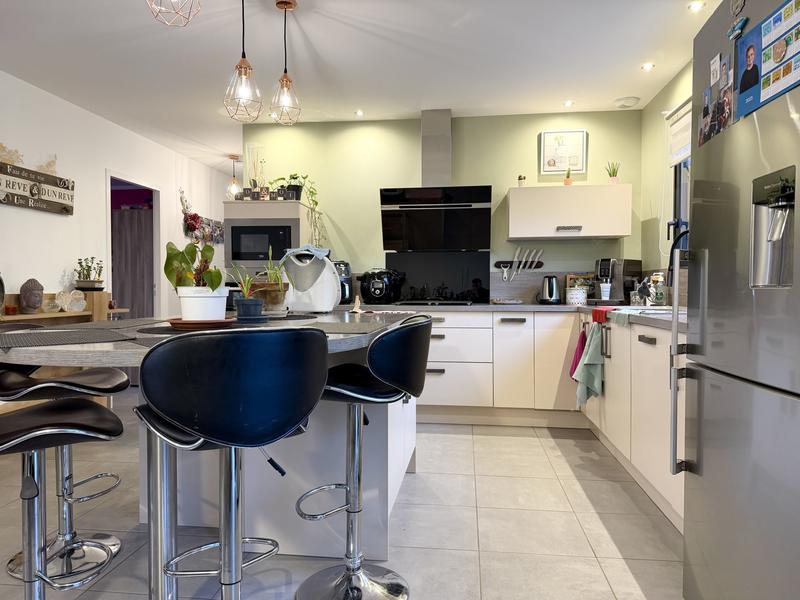 Maison - 84 m² - 4 pièces