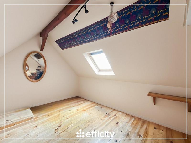 Maison - 175 m² - 7 pièces