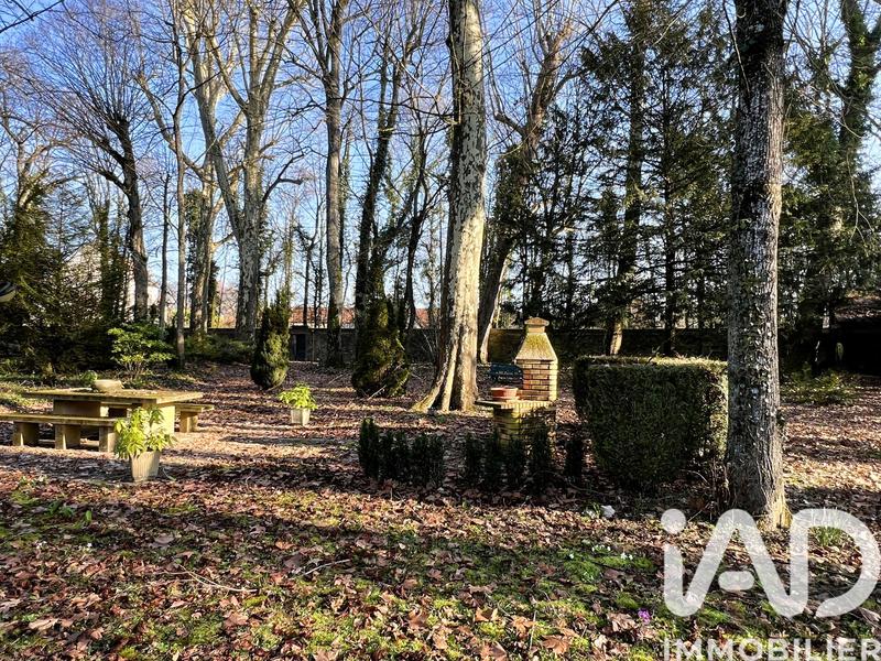 Maison - 287 m² - 8 pièces