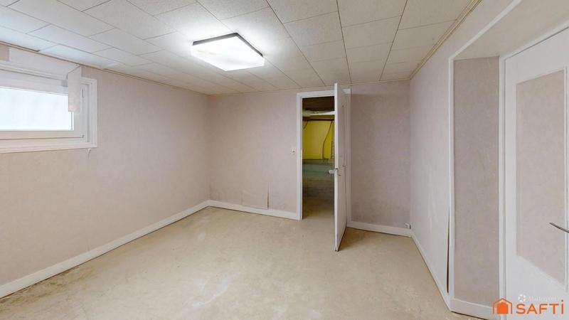 Maison - 96 m² - 5 pièces