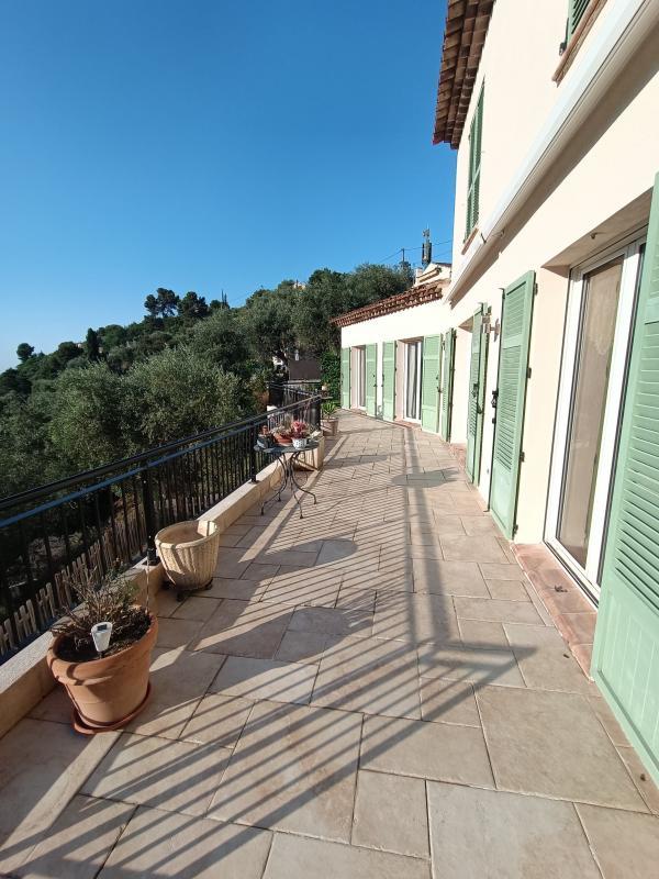 Villa - 240 m² - 7 pièces