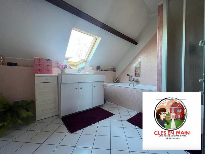 Maison traditionnelle - 152 m² - 7 pièces