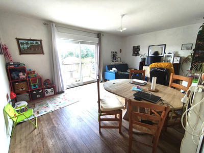 Appartement - 83 m² - 4 pièces