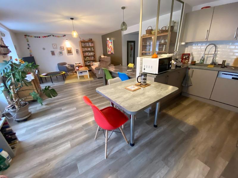 Appartement - 84 m² - 5 pièces