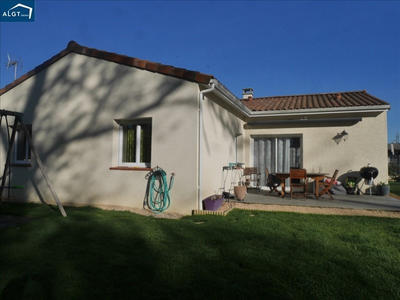 Maison - 110 m² - 5 pièces