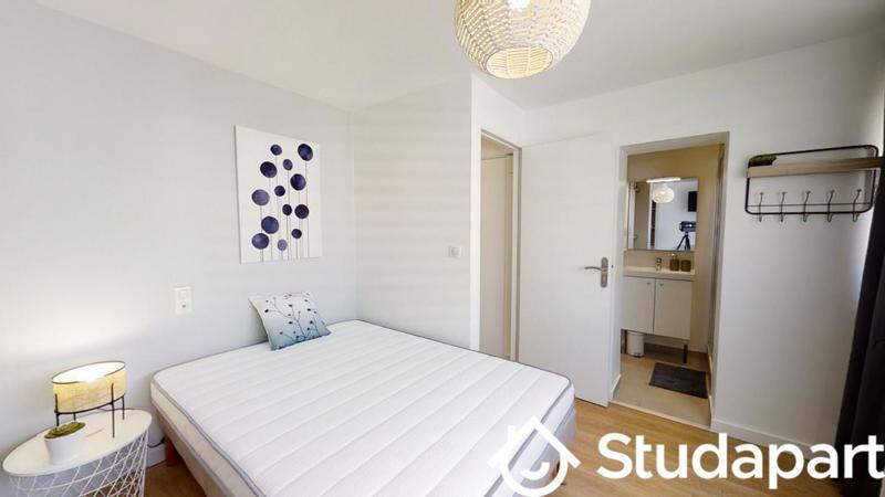 Chambre - 10 m² - 1 pièce