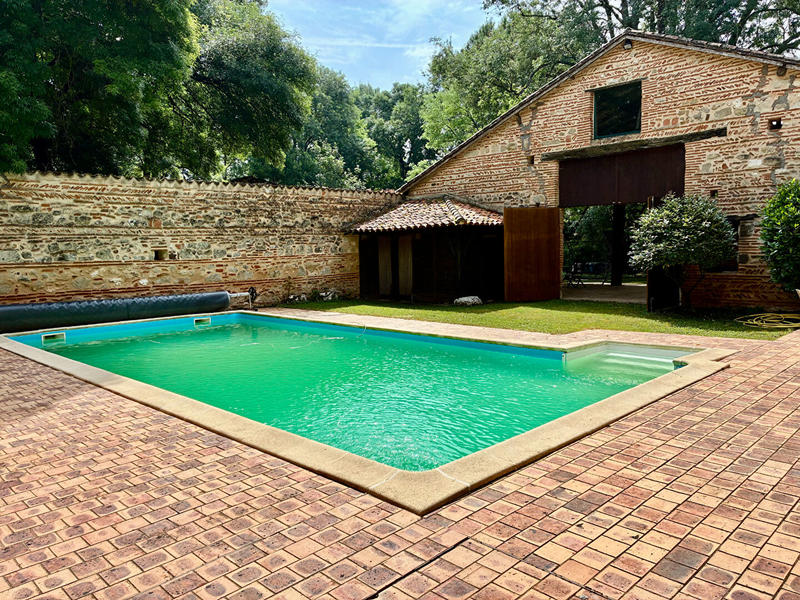 Maison - 200 m² - 7 pièces