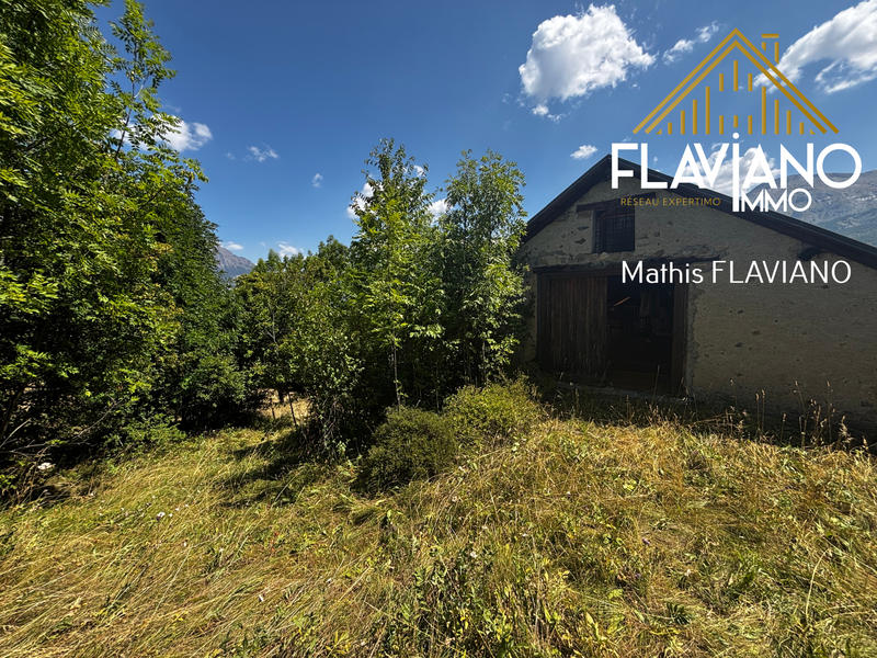 Maison - 804 m² - 12 pièces