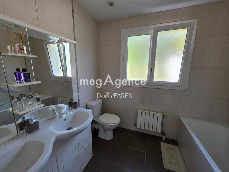 Maison - 141 m² - 6 pièces