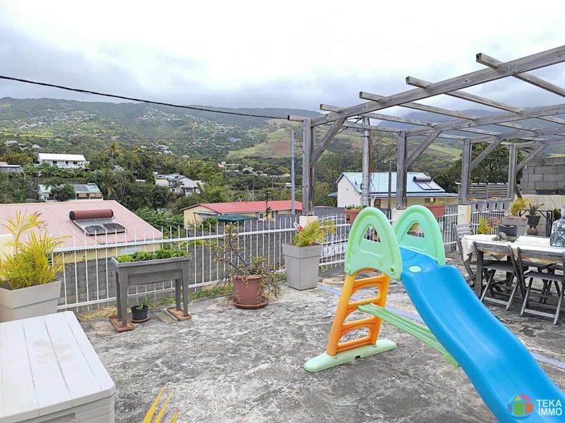 Maison - 117 m² - 6 pièces