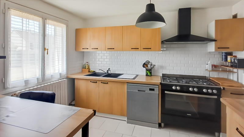 Maison - 135 m² - 7 pièces