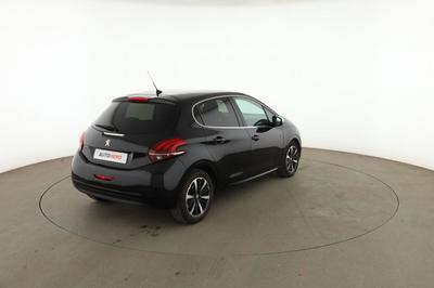 Peugeot 208 1.5 Blue-HDi Tech Edition 5p 100 ch