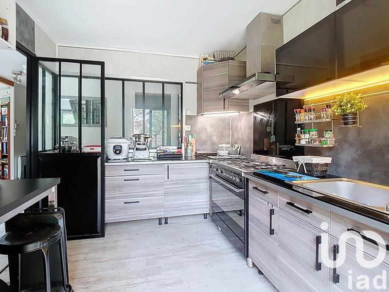 Maison - 97 m² - 5 pièces