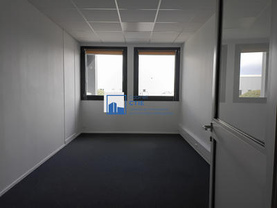 Bureau - 192 m²