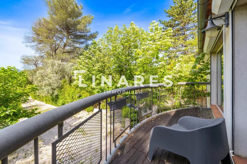 Maison - 130 m² - 4 pièces