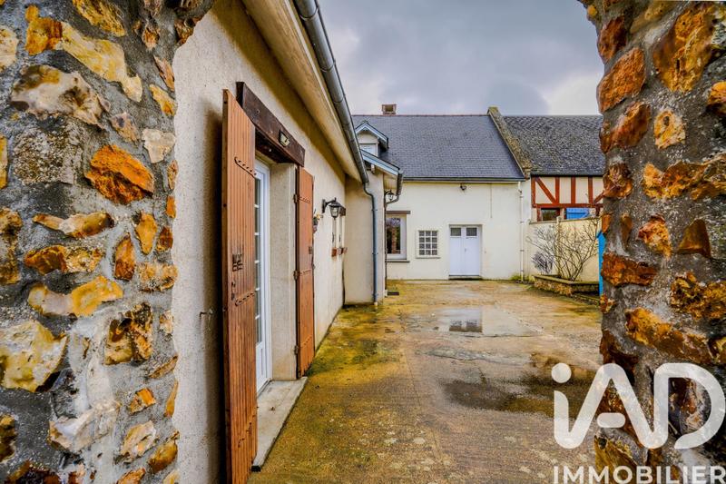 Maison - 200 m² - 6 pièces