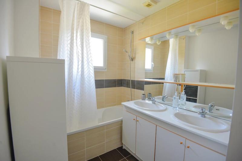 Maison - 103 m² - 6 pièces