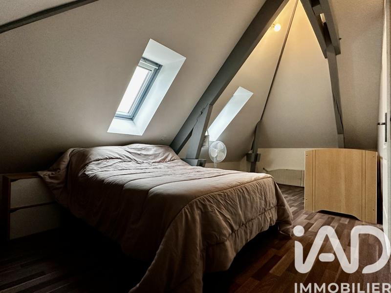 Maison - 312 m² - 13 pièces