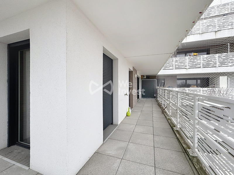 Appartement - 85 m² - 4 pièces