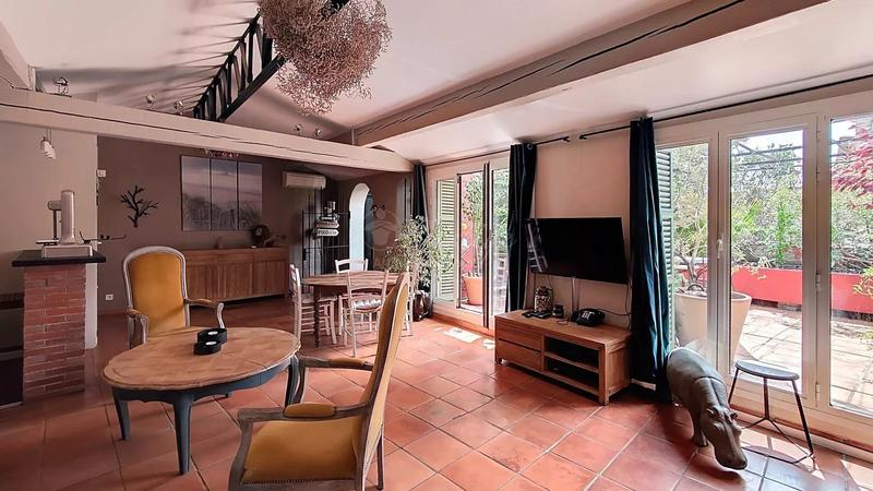 Appartement - 136 m² - 4 pièces