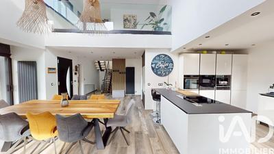 Maison de maîtres - 140 m² - 6 pièces