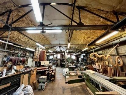 Local commercial - 310 m²