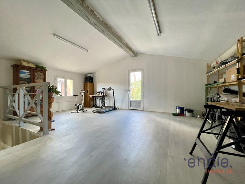 Maison - 316 m² - 10 pièces