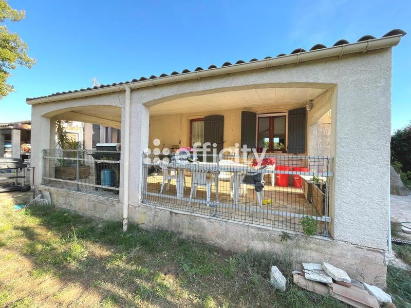 Maison - 92 m² - 4 pièces