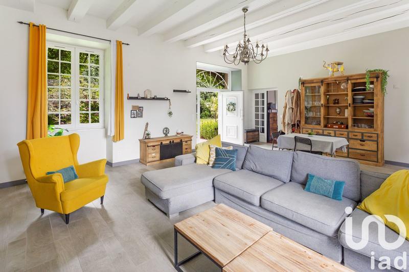 Maison - 223 m² - 6 pièces