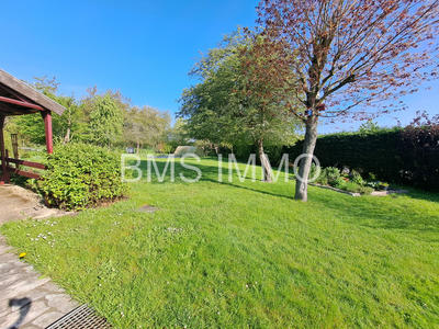 Maison - 270 m² - 8 pièces