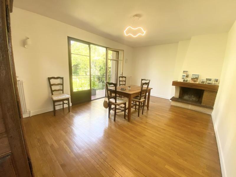 Maison - 96 m² - 5 pièces