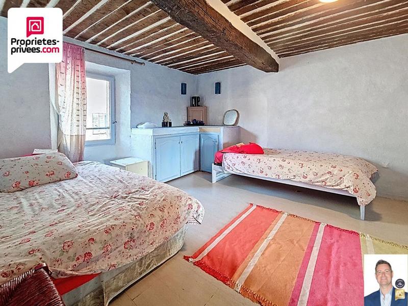 Maison - 150 m² - 8 pièces