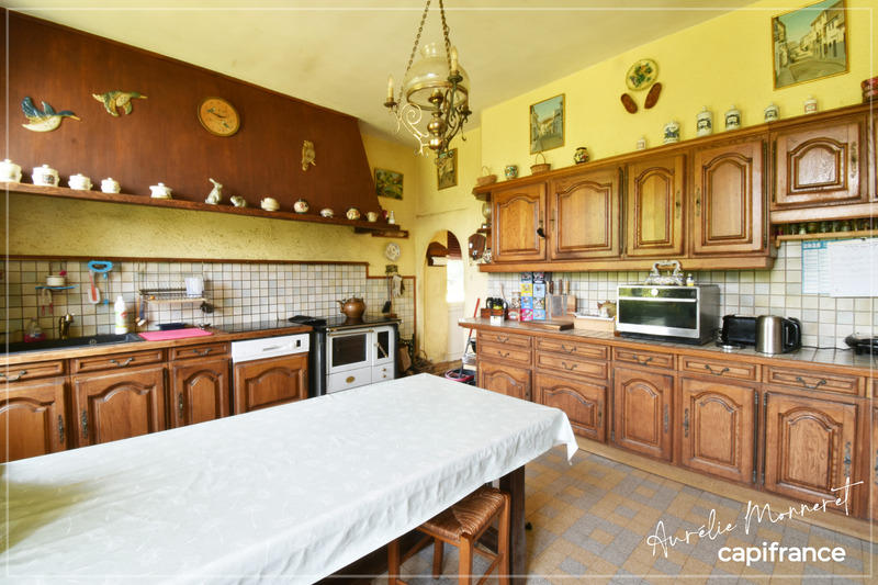 Maison bourgeoise - 220 m² - 8 pièces