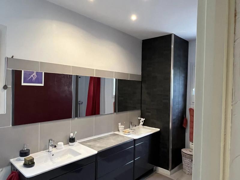 Villa - 123 m² - 4 pièces