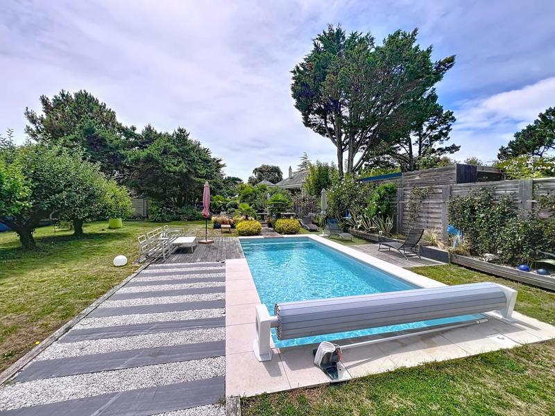 Villa - 170 m² - 6 pièces